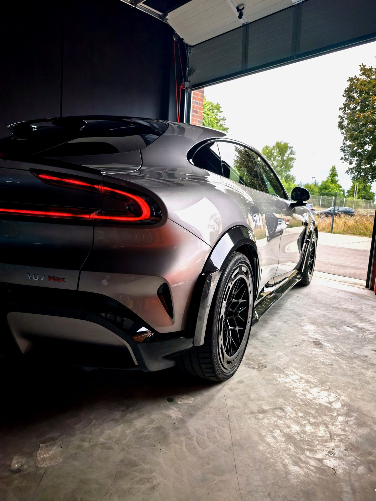 Xiaomi YU7 mit Auto China Body Kit